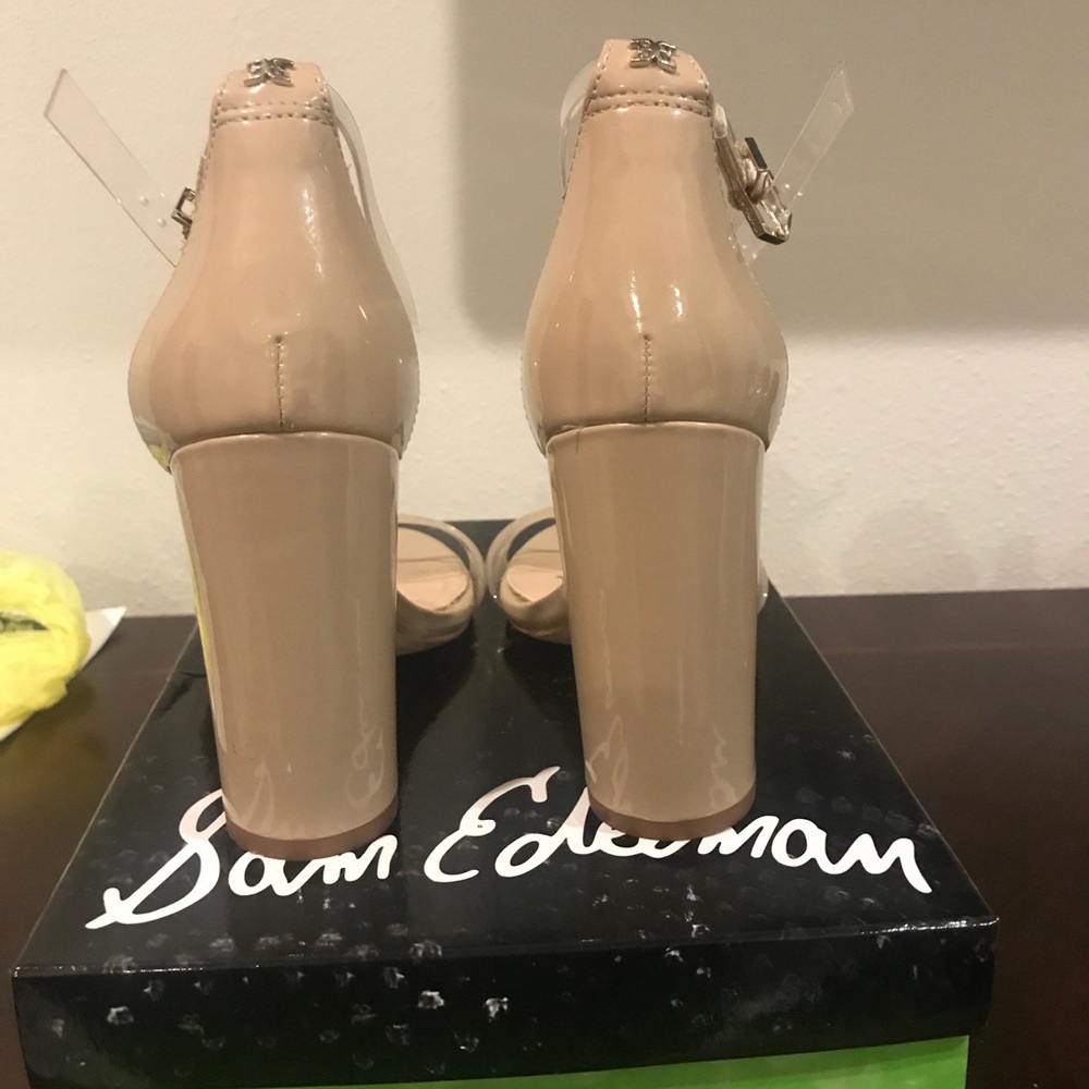 Heels - Picture 2 of 3